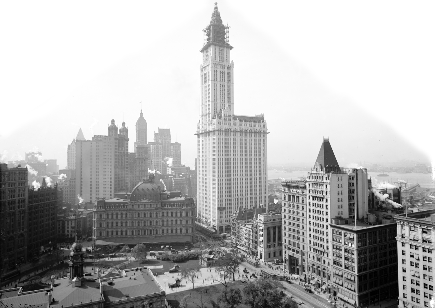 Construction Woolworth Building