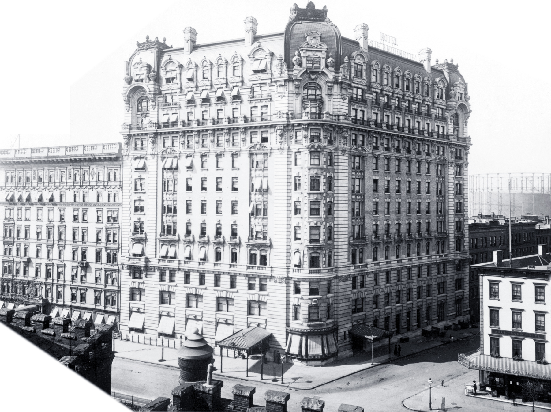 Marie Antoinette Hotel