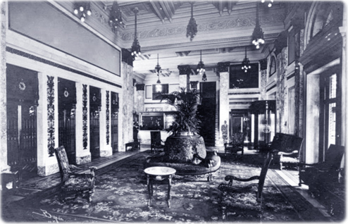 Foyer Plaza