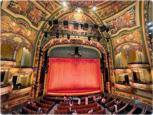 New Amsterdam Theatre auditorium